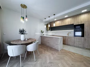 Mieszkanie pięciopokojowe 140,00 m², Niepołomice, Przyjazna, Sprzedaż