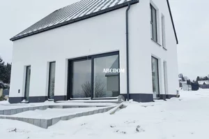 Dom wolnostojący 94,20 m², Ujazd, Sprzedaż