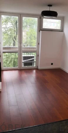 1 pokój, mieszkanie 26,70 m², piętro 4, oferta nr , 77211/6624/OMS, Warszawa, Śródmieście, Śródmieście, Aleja Jana Pawła II