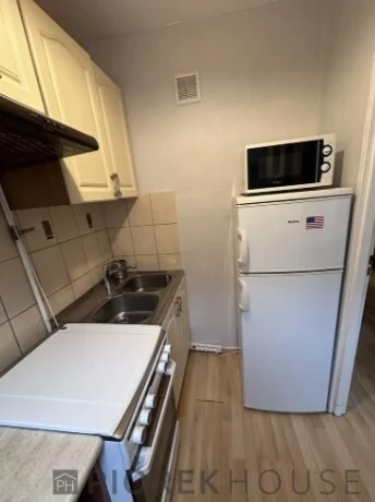 1 pokój, mieszkanie 33,00 m², parter, oferta nr , 76513/6624/OMS, Warszawa, Targówek, Targówek, Krasnobrodzka