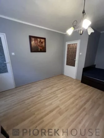1 pokój, mieszkanie 33,00 m², parter, oferta nr , 76513/6624/OMS, Warszawa, Targówek, Targówek, Krasnobrodzka