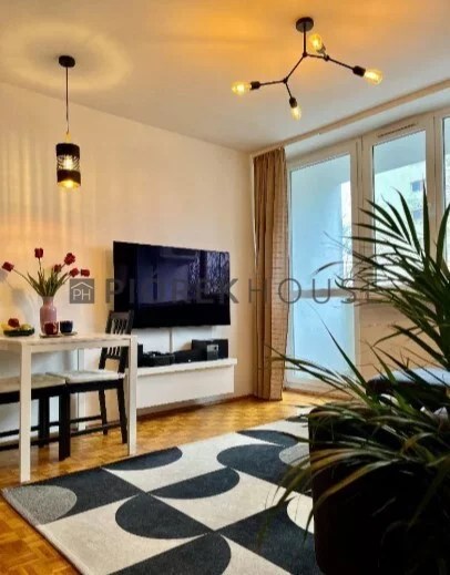 Apartamenty 72059/6624/OMS Warszawa Praga Południe Aleja Stanów Zjednoczonych