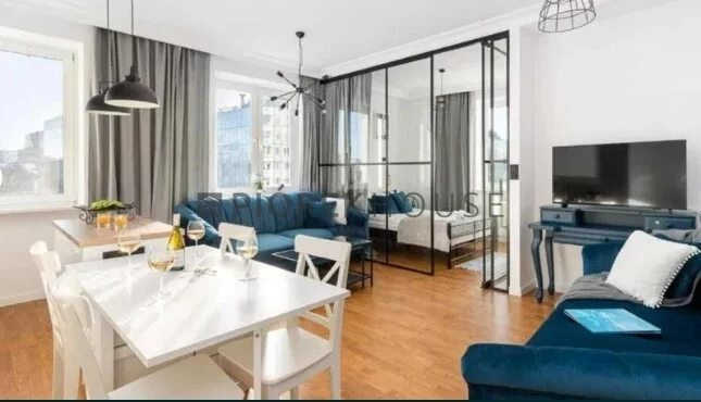 Mieszkanie dwupokojowe 42,00 m², Warszawa, Śródmieście, Nowiniarska, Sprzedaż