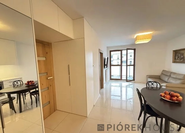 2 pokoje, mieszkanie 38,29 m², piętro 5, oferta nr , 77750/6624/OMS, Warszawa, Bielany, Bielany, Tomasza Nocznickiego
