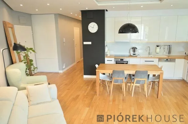 3 pokoje, mieszkanie 70,00 m², piętro 2, oferta nr , 77214/6624/OMS, Warszawa, Praga Południe, Praga Południe, Jana Nowaka-Jeziorańskiego