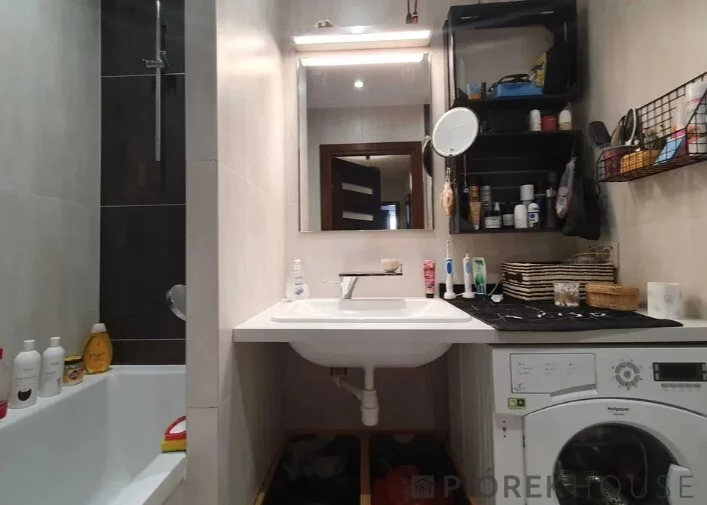 3 pokoje, mieszkanie 52,54 m², piętro 2, oferta nr , 77556/6624/OMS, Ząbki, Krucza
