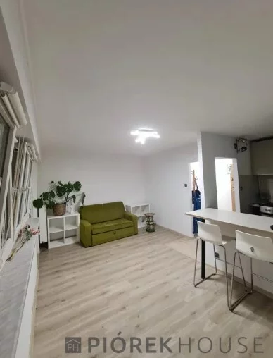 3 pokoje, mieszkanie 48,00 m², piętro 3, oferta nr , 77673/6624/OMS, Warszawa, Ochota, Ochota, Wiślicka