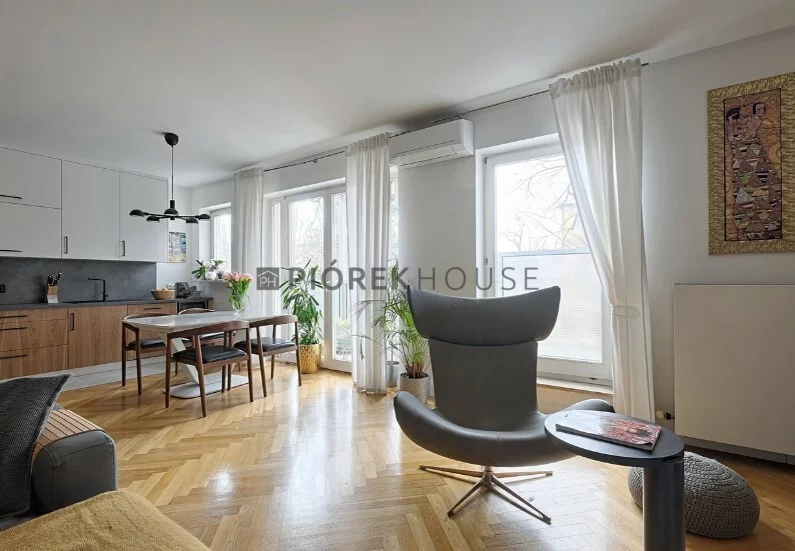 4 pokoje, mieszkanie 125,00 m², piętro 1, oferta nr , 76735/6624/OMS, Warszawa, Ochota, Ochota, Białobrzeska