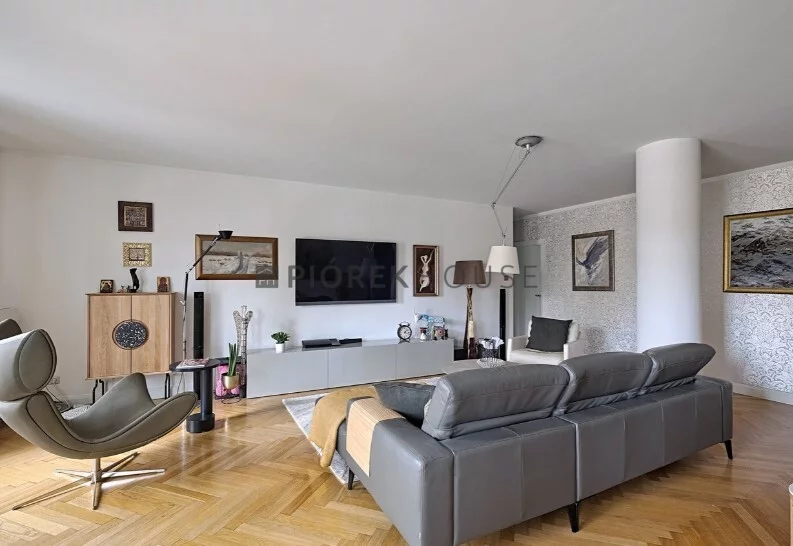 4 pokoje, mieszkanie 125,00 m², piętro 1, oferta nr , 76735/6624/OMS, Warszawa, Ochota, Ochota, Białobrzeska