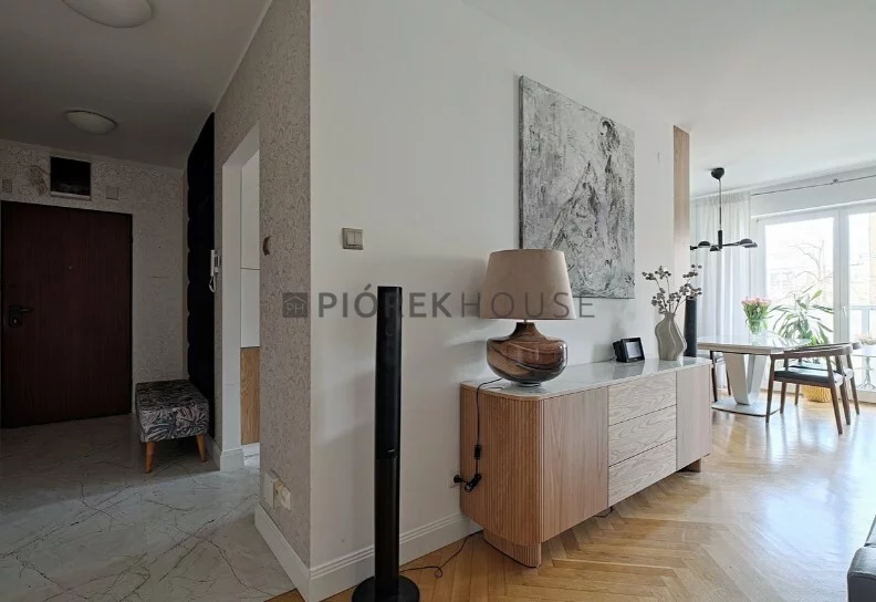 4 pokoje, mieszkanie 125,00 m², piętro 1, oferta nr , 76735/6624/OMS, Warszawa, Ochota, Ochota, Białobrzeska