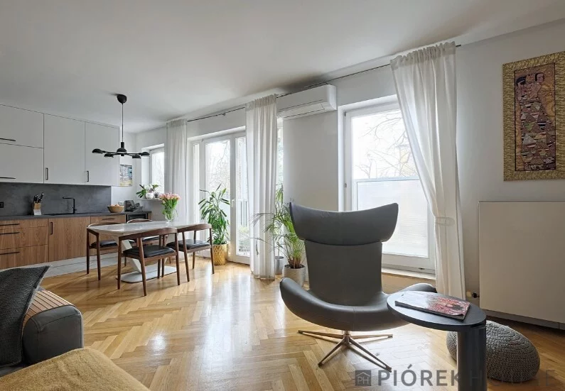 4 pokoje, mieszkanie 125,00 m², piętro 1, oferta nr , 77925/6624/OMS, Warszawa, Ochota, Ochota, Białobrzeska