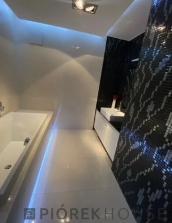4 pokoje, mieszkanie 83,42 m², piętro 1, oferta nr , 78387/6624/OMS, Warszawa, Ursynów, Ursynów, Wilhelma Konrada Roentgena