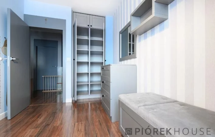 5 pokoi, mieszkanie 134,00 m², parter, oferta nr , 77708/6624/OMS, Warszawa, Wesoła, Wesoła, Długa