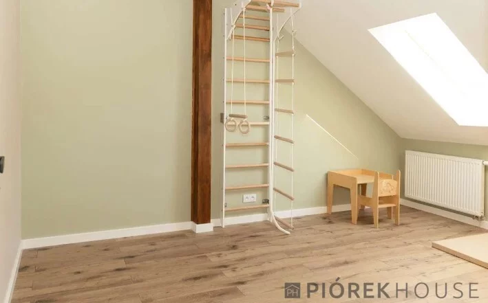 5 pokoi, mieszkanie 145,00 m², piętro 1, oferta nr , 78234/6624/OMS, Marki, Grażyny
