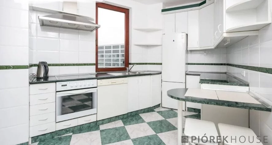5 pokoi, mieszkanie 123,00 m², piętro 10, oferta nr , 77185/6624/OMS, Warszawa, Wola, Wola, Łucka