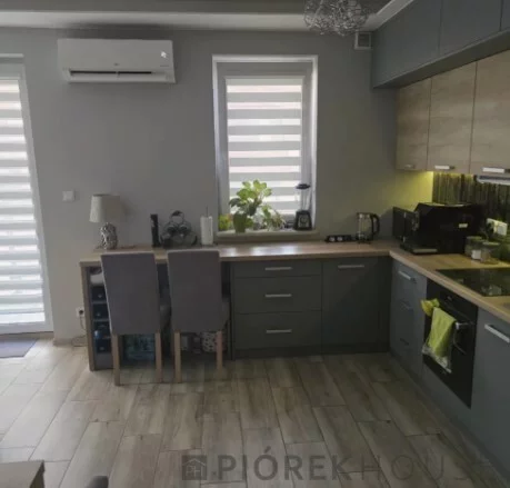5 pokoi, mieszkanie 162,00 m², piętro 1, oferta nr , 76731/6624/OMS, Marki, Opolska