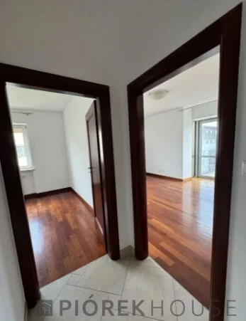 5 pokoi, mieszkanie 128,15 m², piętro 3, oferta nr , 75965/6624/OMS, Warszawa, Wilanów, Wilanów, Sarmacka