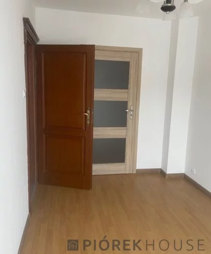 5 pokoi, mieszkanie 100,00 m², piętro 3, oferta nr , 78384/6624/OMS, Ząbki, Skrajna