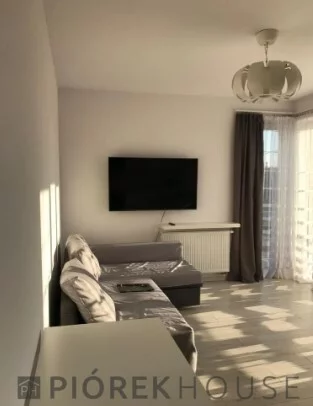 6 pokoi, mieszkanie 136,00 m², piętro 1, oferta nr , 77414/6624/OMS, Marki, Hetmańska
