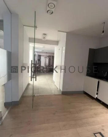 7 pokoi, apartament 194,00 m², piętro 1, oferta nr , 76774/6624/OMS, Warszawa, Wola, Wola, Obozowa