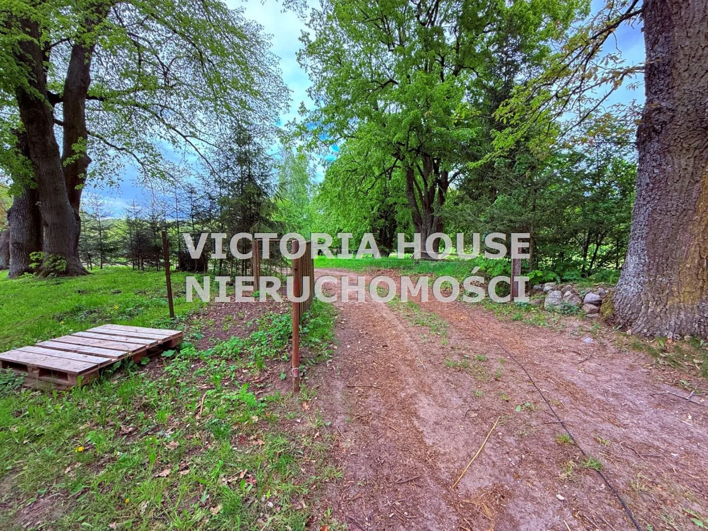 Dom 208,00 m², oferta nr , VIC-DS-1068, Banie Mazurskie
