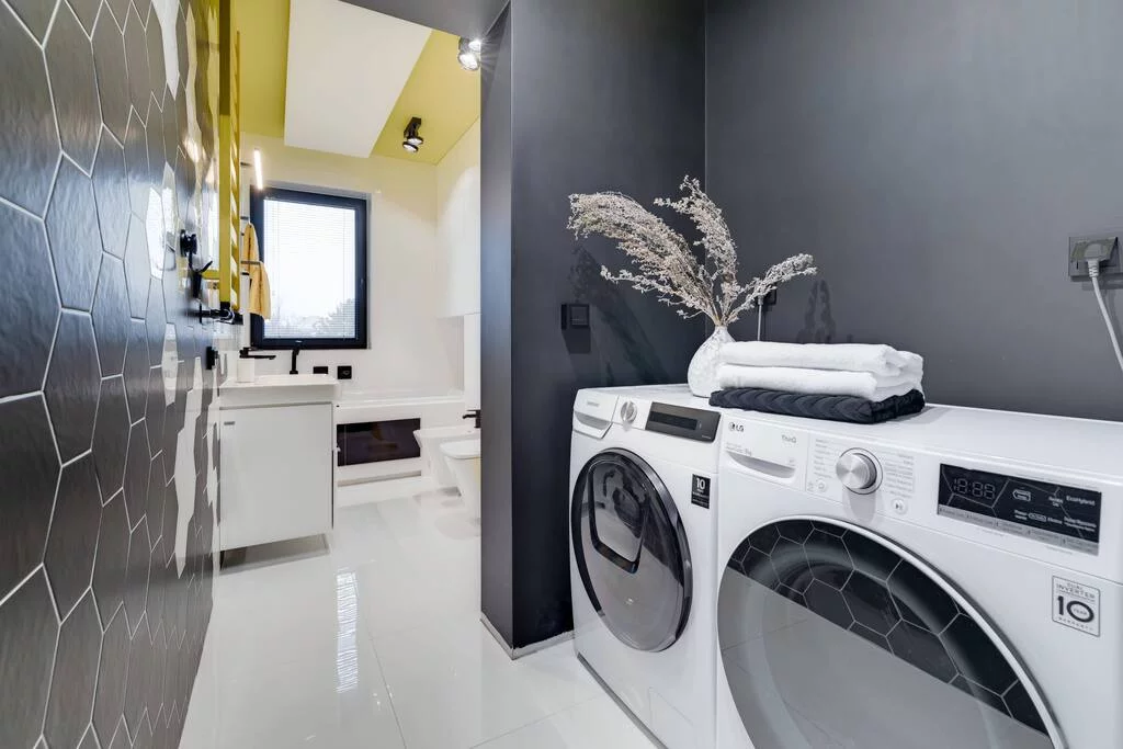 Dom i rezydencja 288,00 m², oferta nr , 357/14727/ODS, Chotomów
