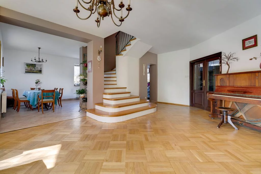 Dom i rezydencja 230,00 m², oferta nr , 375/14727/ODS, Błonie