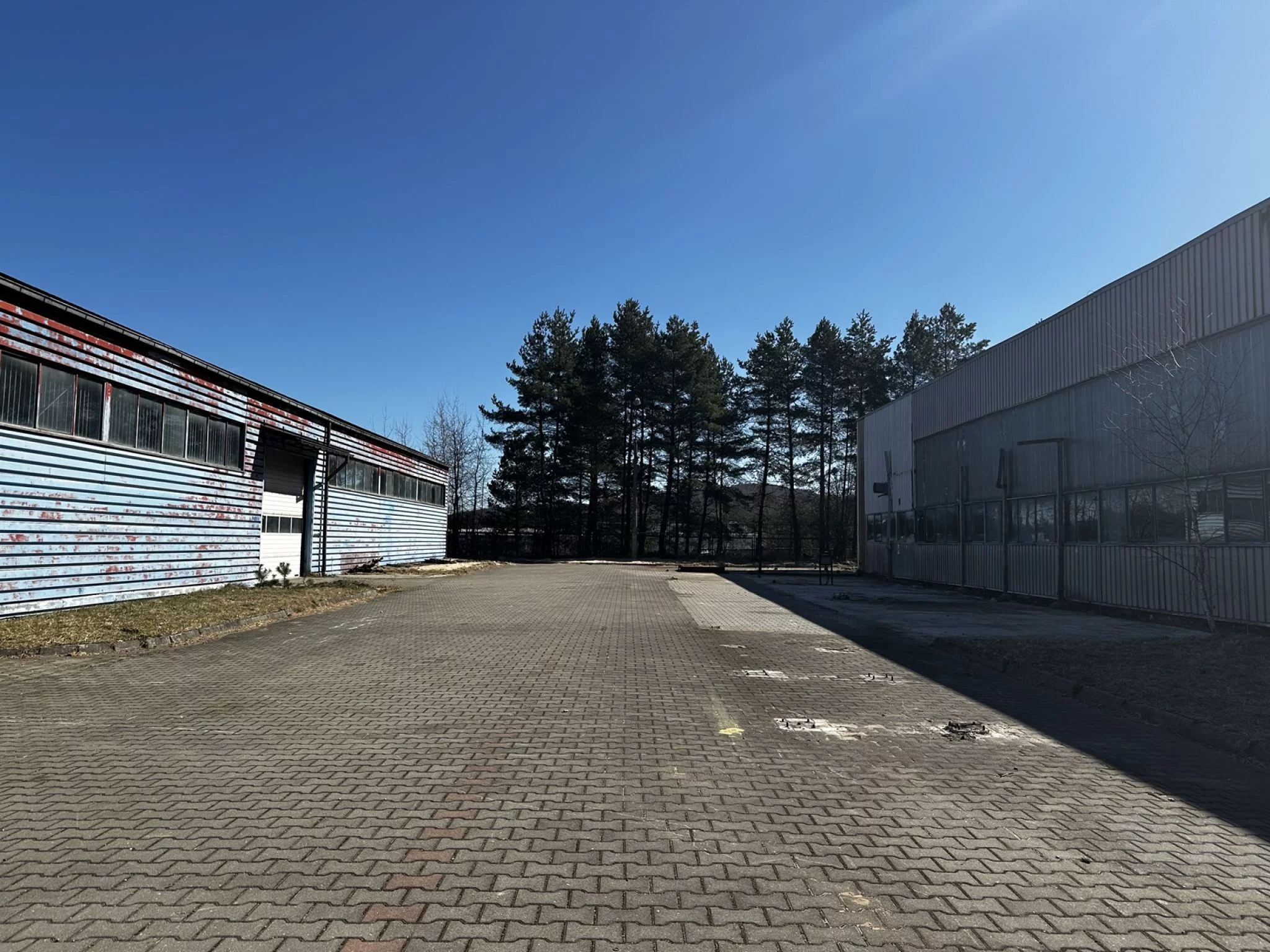 Obiekt 1 925,19 m², oferta nr , 959-1, Jaroszowiec, Kolejowa