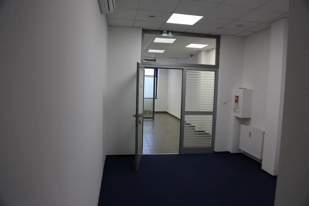 Lokal użytkowy 282,50 m², oferta nr , 970, Zielona Góra, Kraljevska