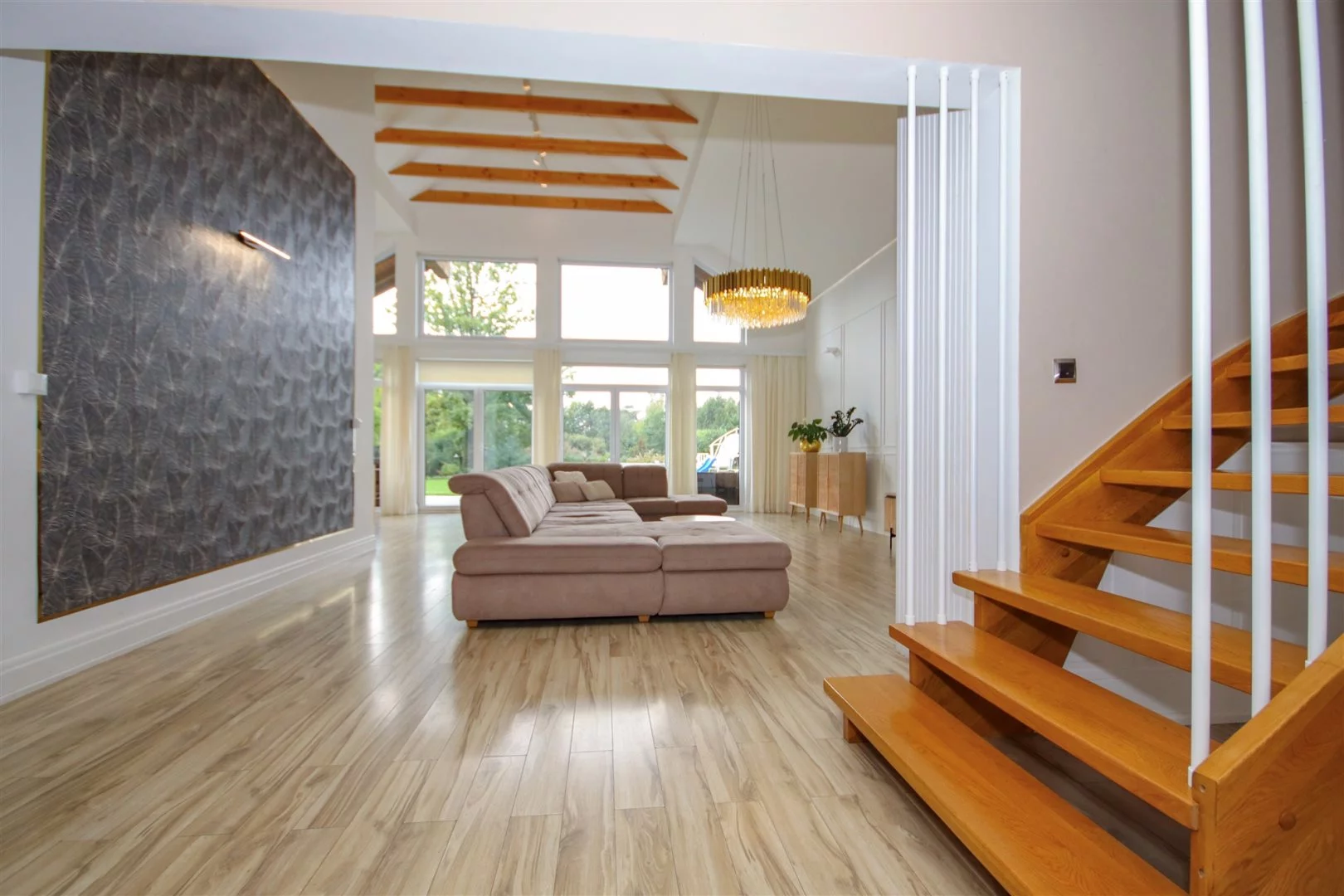 Dom i rezydencja 297,62 m², oferta nr , GRS-DS-2713, Kobylnica