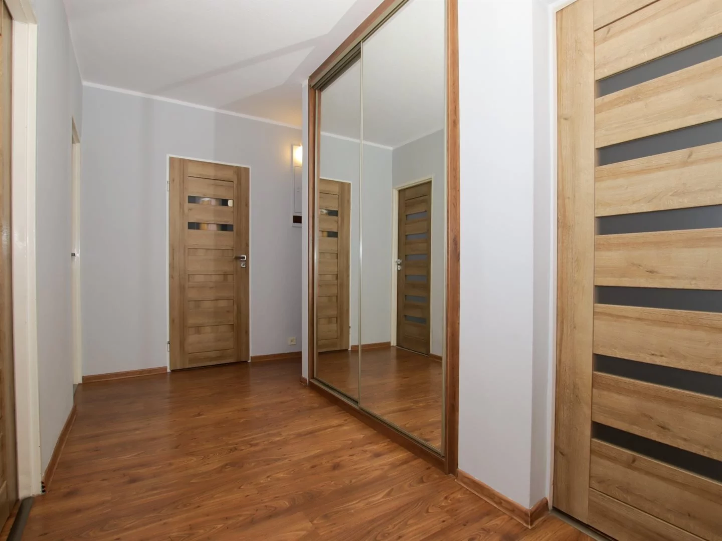 5 pokoi, mieszkanie 81,00 m², piętro 3, oferta nr , GRS-MS-2830, Słupsk, Bitwy Warszawskiej