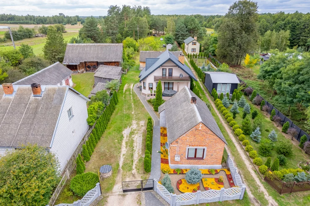 Domy 37477 Brudnów