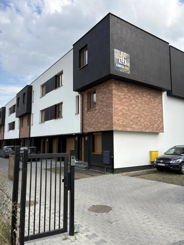 3 pokoje, mieszkanie 92,00 m², piętro 1, oferta nr , 37668, Ostrów Mazowiecka, Sportowa
