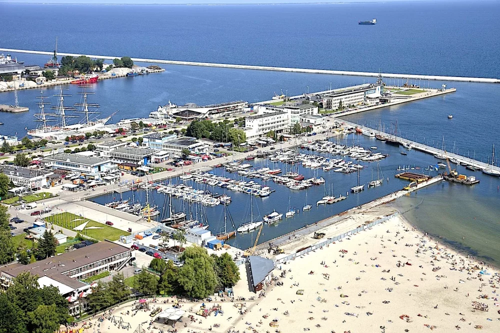 3 pokoje, mieszkanie 64,00 m², piętro 7, oferta nr , 25221, Gdynia, Śródmieście, Śródmieście, Św.Piotra 6
