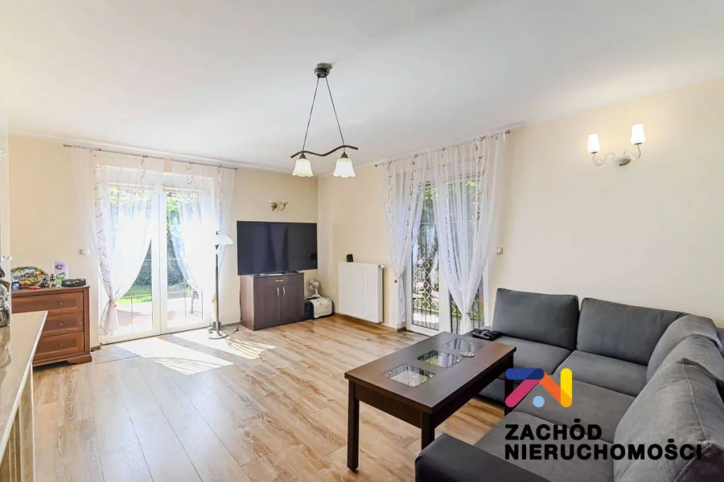162790227 - zdjęcie nr 2