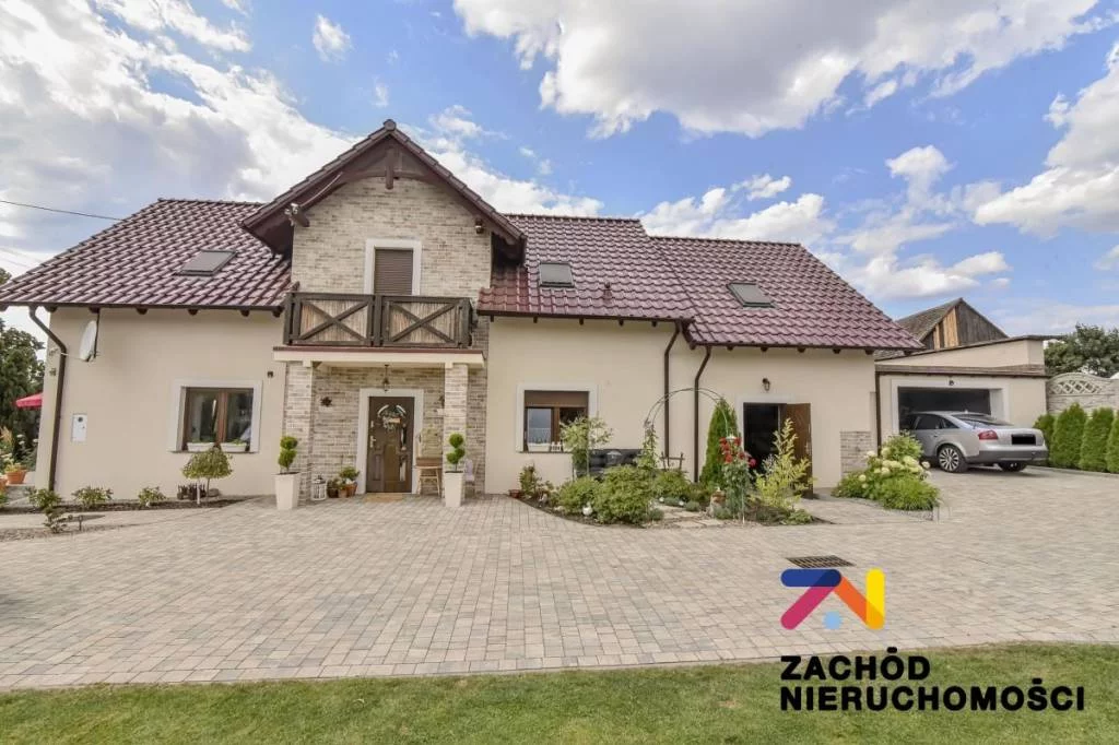154550227 - zdjęcie nr 0