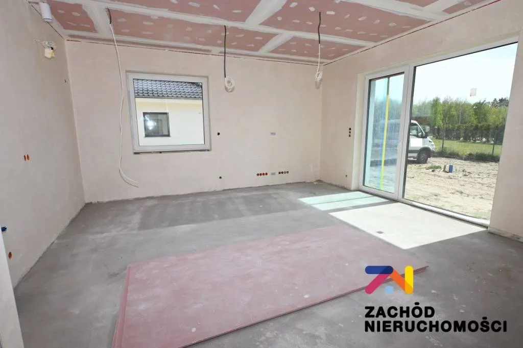155370227 - zdjęcie nr 1
