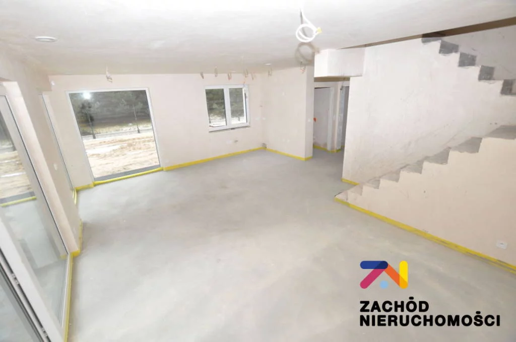 153080227 - zdjęcie nr 2