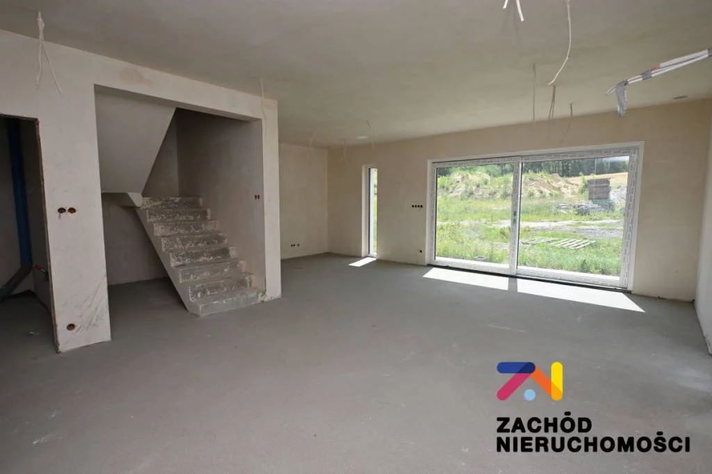 162490227 - zdjęcie nr 3