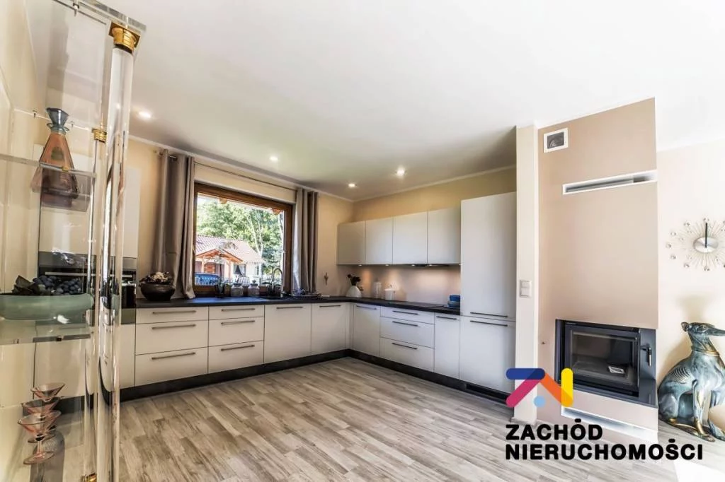 157750227 - zdjęcie nr 5
