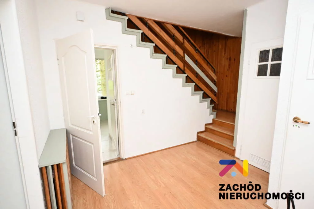 162670227 - zdjęcie nr 2