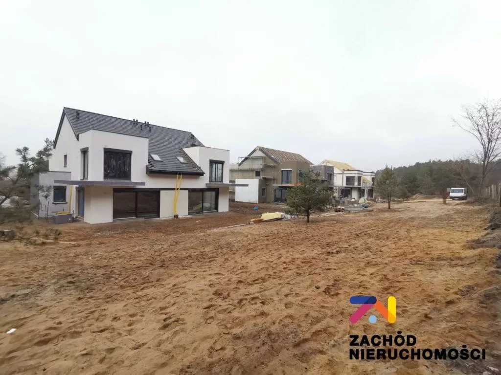 146760227 - zdjęcie nr 1