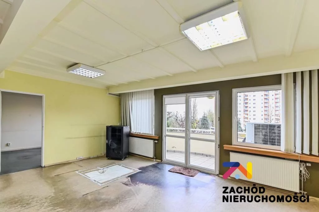 159060227 - zdjęcie nr 2