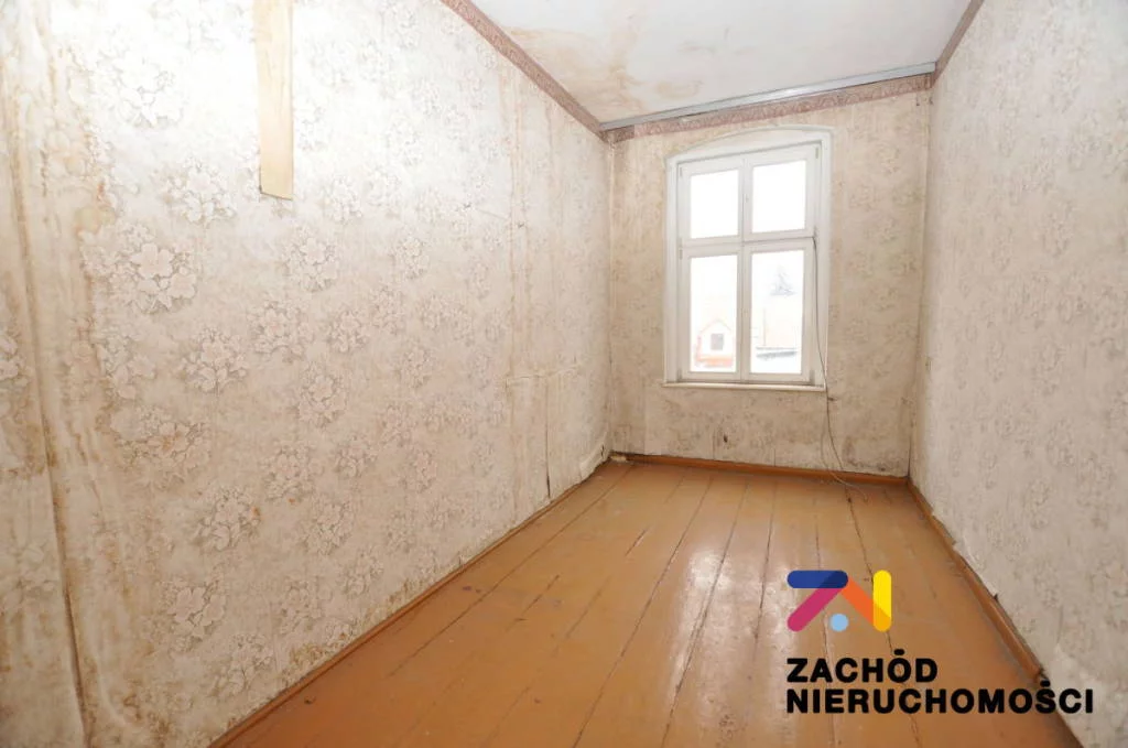 158930227 - zdjęcie nr 4