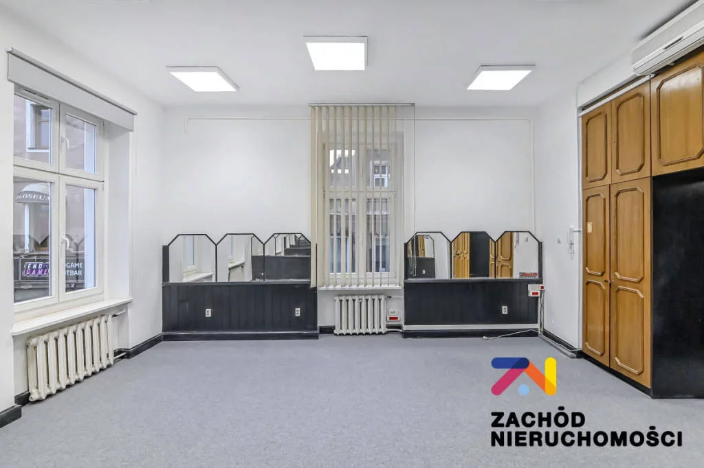 153850227 - zdjęcie nr 0