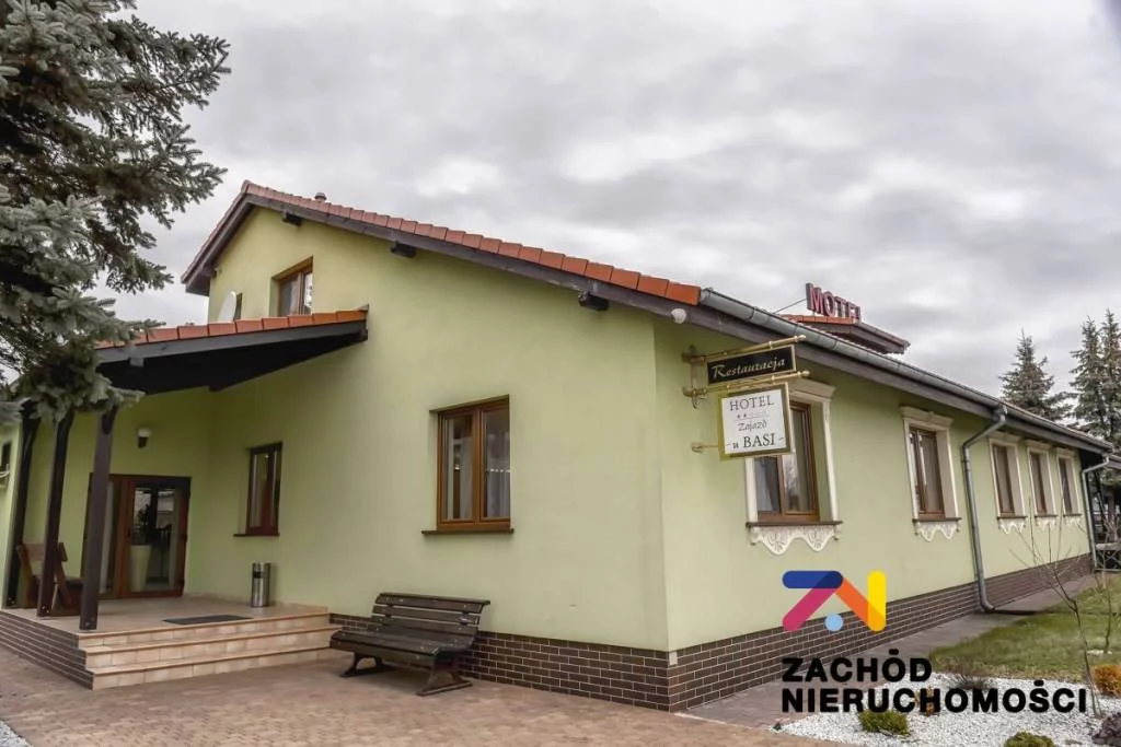 158890227 - zdjęcie nr 1