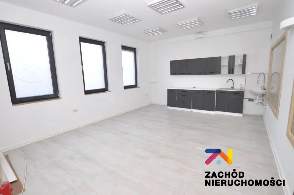 161550227 - zdjęcie nr 0