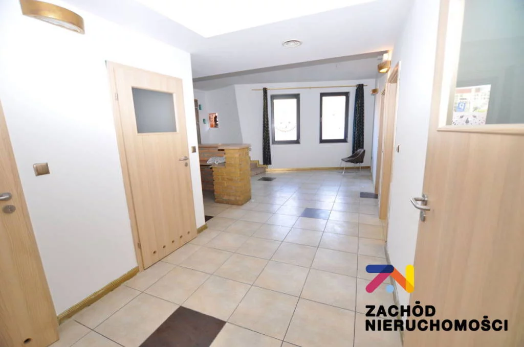 161550227 - zdjęcie nr 4