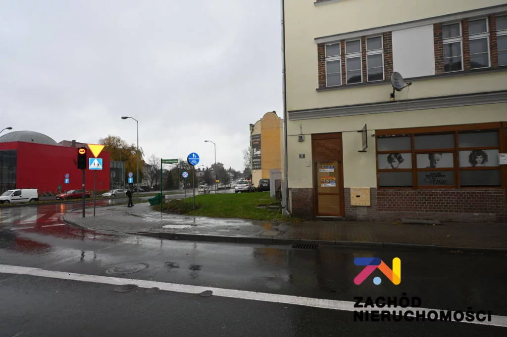 158810227 - zdjęcie nr 3