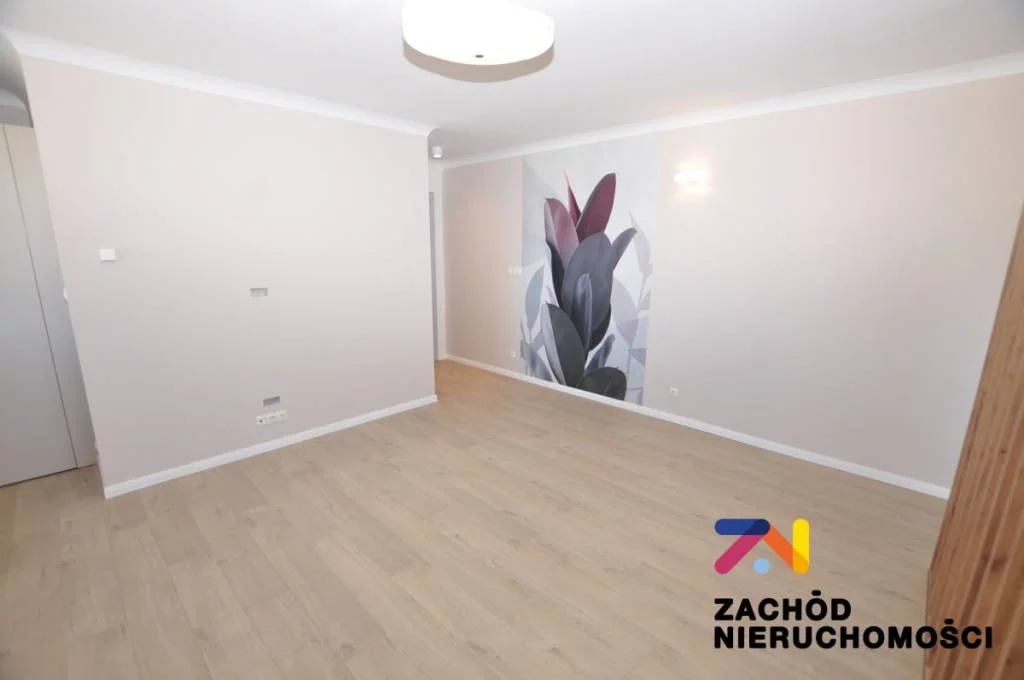 156740227 - zdjęcie nr 0